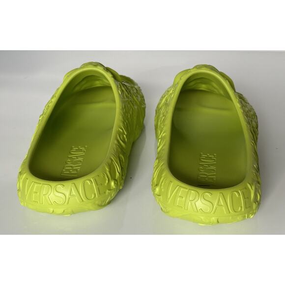 NIB $525 Versace Medusa Head Slides Pool Sandals Green 8 US (41 Eu) 1005746 IT - Picture 9 of 13